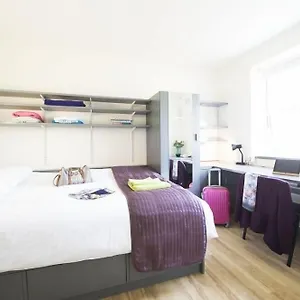  Appartement Corrib Village Of