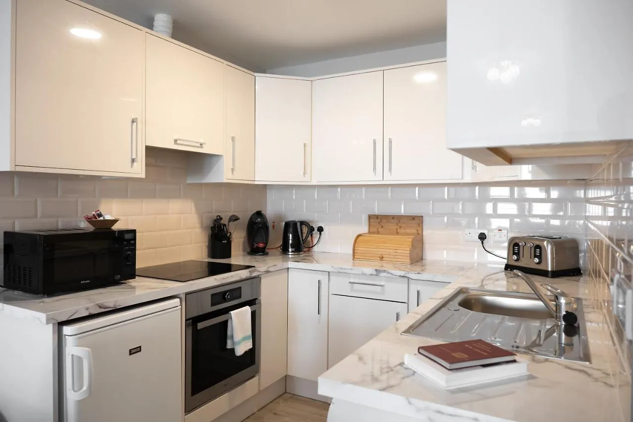 Galway Bay Sea View Apartments 0*,  Ireland